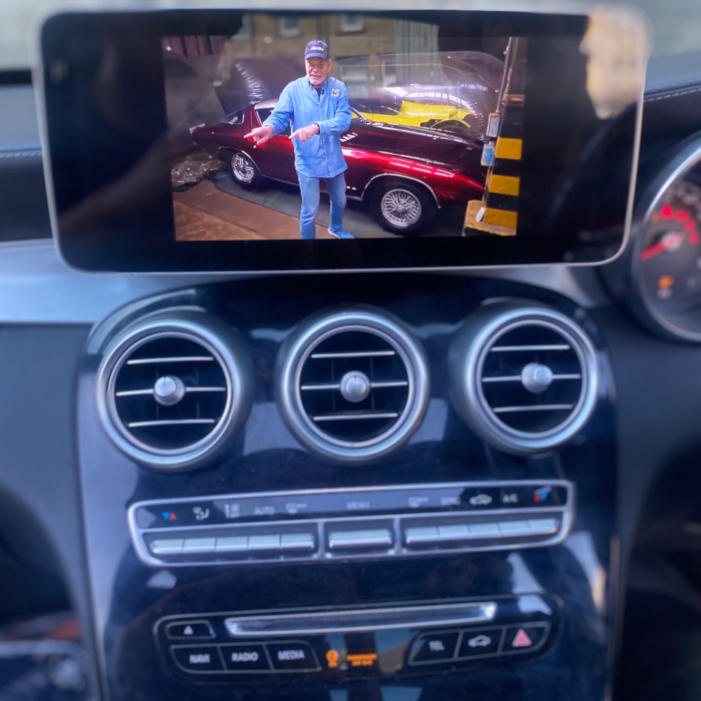 MERCEDES BENZ APPLE CARPLAY ANDROID TOUCH SCREEN
