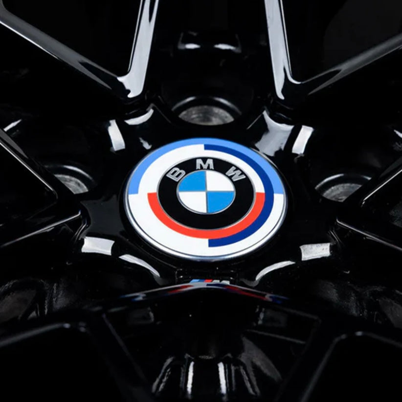 50th ANNIVERSARY FLOATING WHEEL CENTRE CAPS (56mm/68mm) FOR BMW