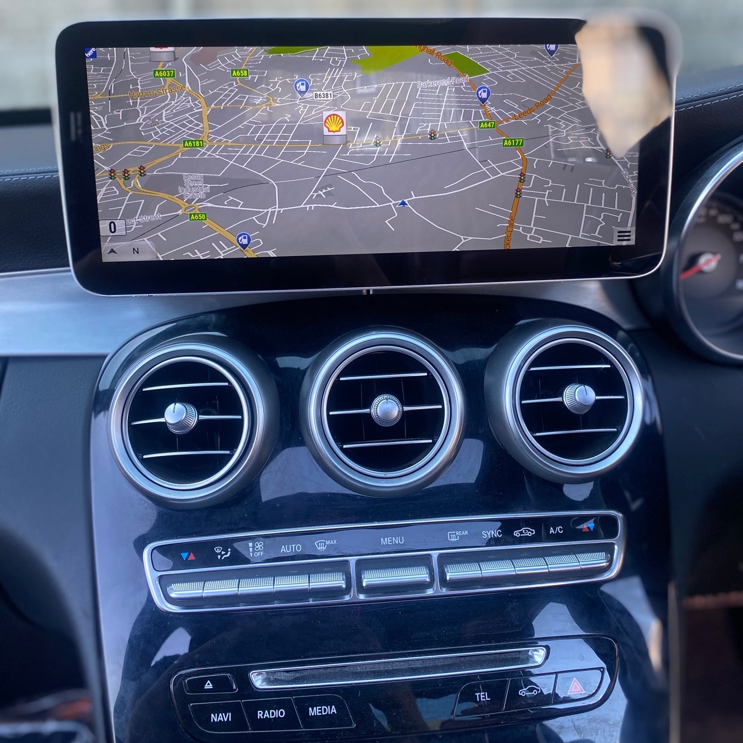 MERCEDES BENZ APPLE CARPLAY ANDROID TOUCH SCREEN